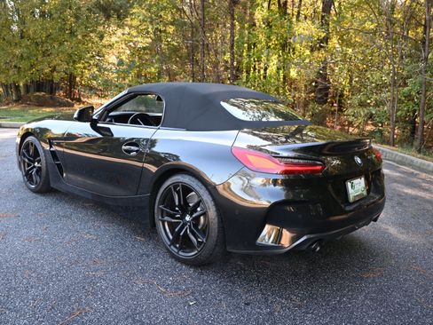 Used 2021 BMW Z4 sDrive30i w/ Premium Package image 4