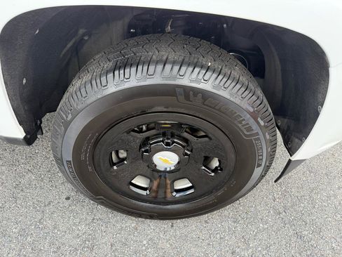 Used 2022 Chevrolet Colorado W/T RWD image 36
