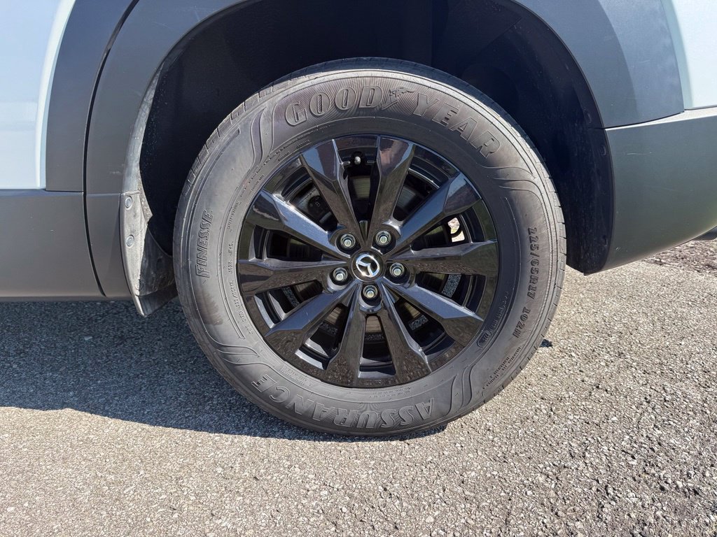Used 2025 MAZDA CX-50 AWD 2.5 Hybrid w/ Premium Pkg image 16
