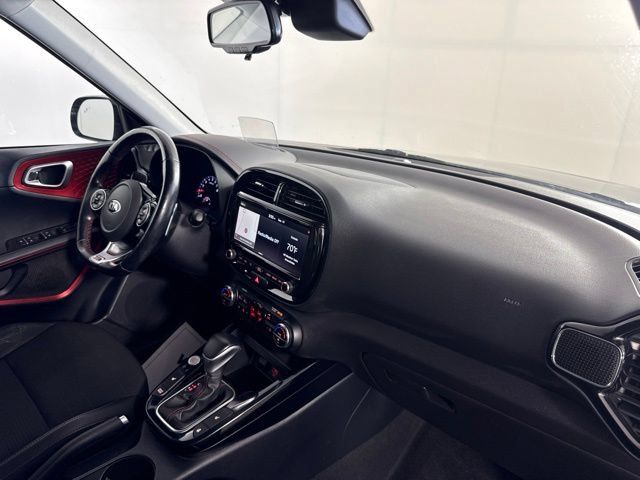 Used 2020 Kia Soul GT-Line Turbo FWD image 33