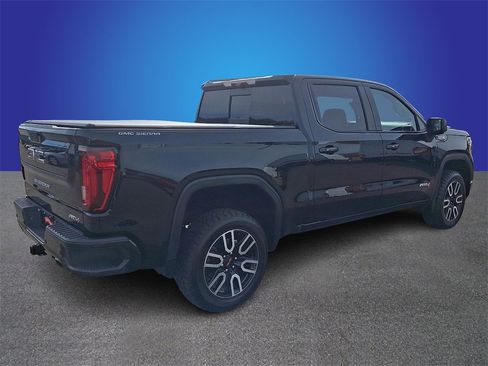 Used 2021 GMC Sierra 1500 AT4 w/ AT4 Value Package image 4