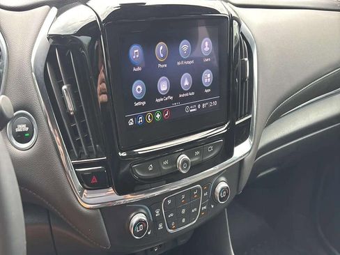 Certified 2023 Chevrolet Traverse LT image 18