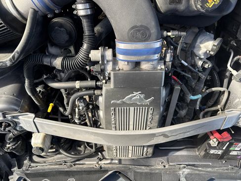 Used 2010 Ford Mustang GT image 23