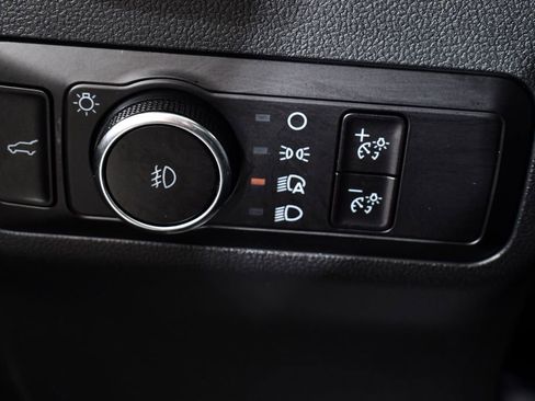 Used 2023 Ford Escape Platinum w/ Premium Technology Package image 30