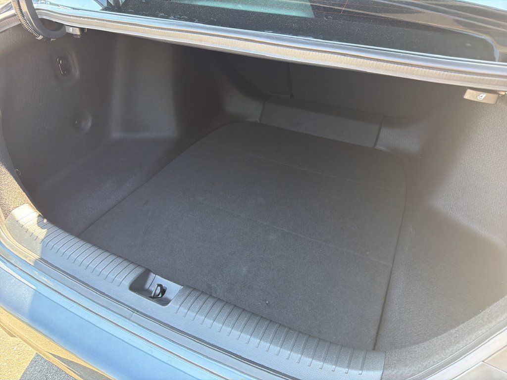 Used 2025 Honda Accord Touring image 38