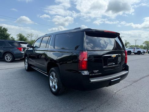 Used 2018 Chevrolet Suburban Premier RWD image 4