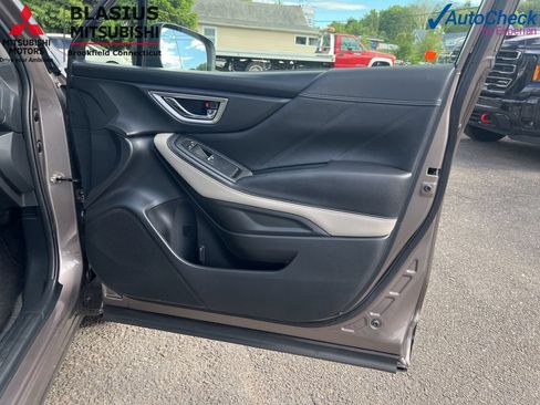 Used 2024 Subaru Forester Limited AWD/4WD image 34