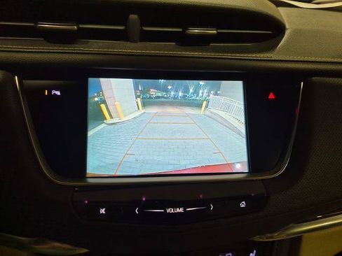 Used 2018 Cadillac XT5 Luxury w/ Driver Awareness Package AWD/4WD image 21
