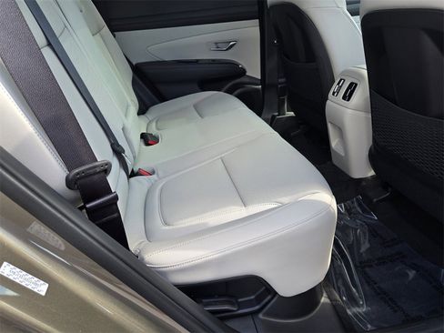 Certified 2025 Hyundai Tucson Limited image 15