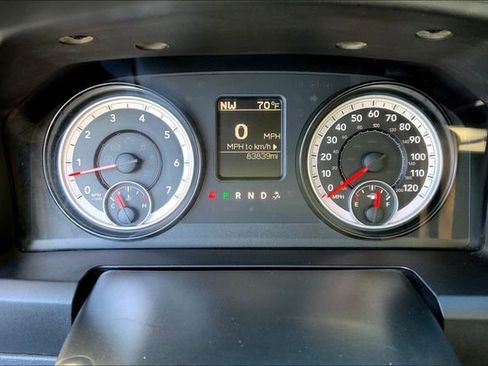 Used 2014 RAM 1500 Classic SLT image 20