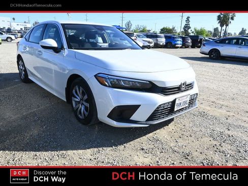 Used 2023 Honda Civic LX image 3