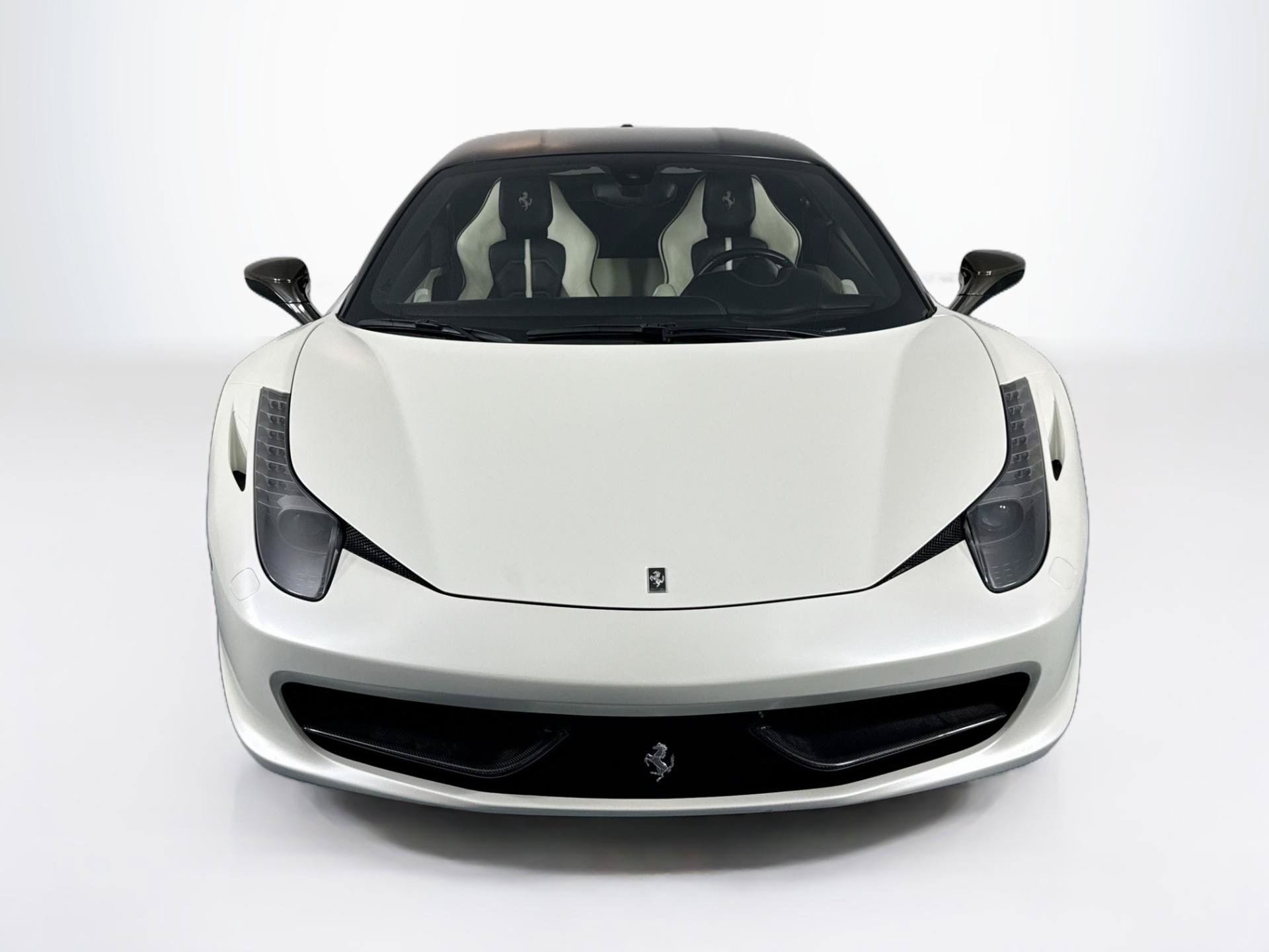 Used 2010 Ferrari 458 Italia Coupe RWD image 2