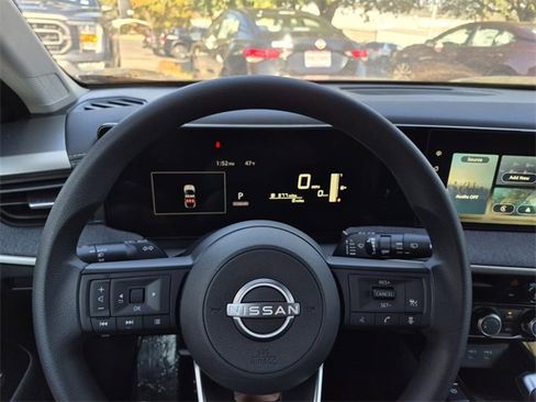 New 2025 Nissan Kicks SV w/ Illumination Package image 12