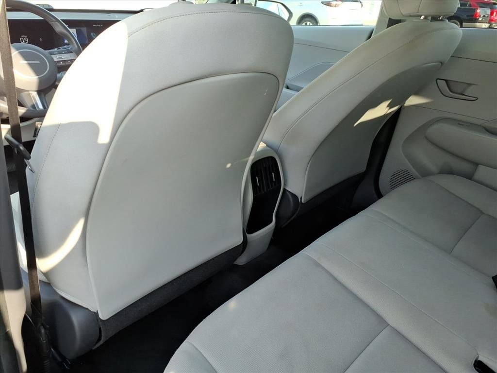 Used 2024 Hyundai Kona SEL FWD image 15