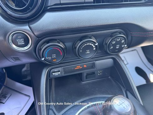 Used 2017 MAZDA MX-5 Miata RF Club RWD image 30