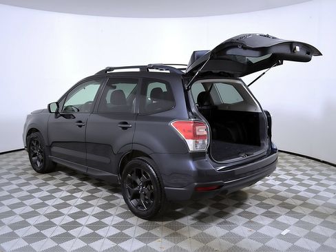 Used 2018 Subaru Forester 2.5i Premium AWD/4WD image 10