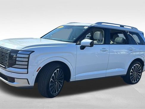 Used 2026 Hyundai Palisade Calligraphy AWD/4WD image 3