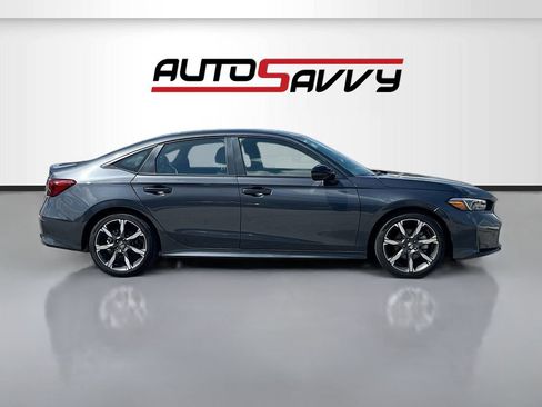 Used 2025 Honda Civic Sport Touring image 8