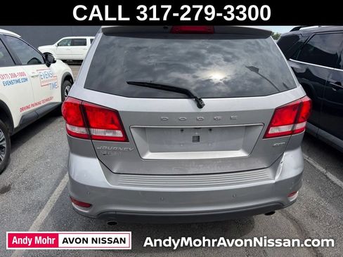 Used 2018 Dodge Journey GT w/ Driver Convenience Group FWD image 4