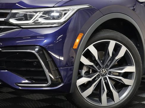 Used 2022 Volkswagen Tiguan SEL R-Line image 3