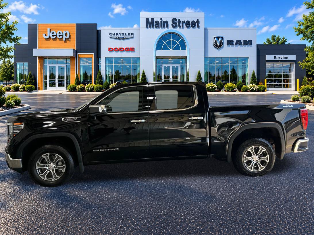 Used 2025 GMC Sierra 1500 SLT AWD/4WD image 2