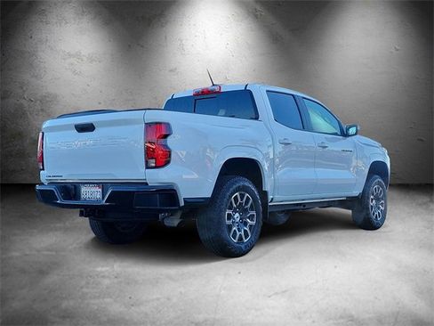 Used 2023 Chevrolet Colorado Z71 w/ Z71 Convenience Package 2 image 3