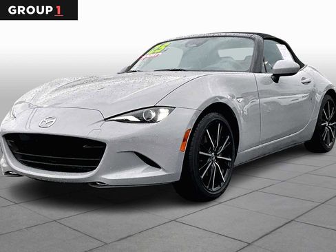 Used 2025 MAZDA MX-5 Miata Grand Touring w/ Weather Package image 1