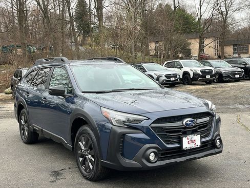 Certified 2025 Subaru Outback Onyx Edition image 3