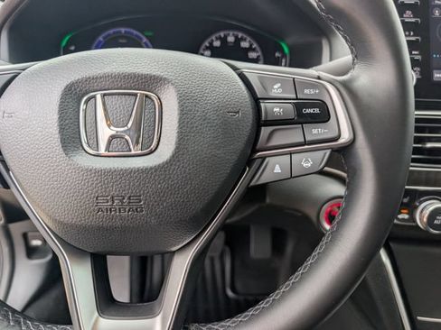 Used 2021 Honda Accord Touring image 12