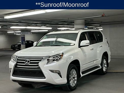 Used 2014 Lexus GX 460 w/ Premium Package AWD/4WD image 4