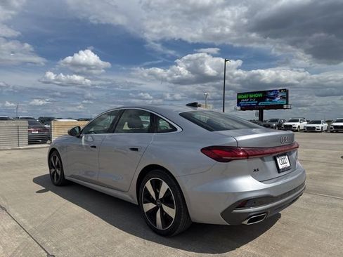 Used 2025 Audi A5 2.0T Premium w/ Convenience Package image 5