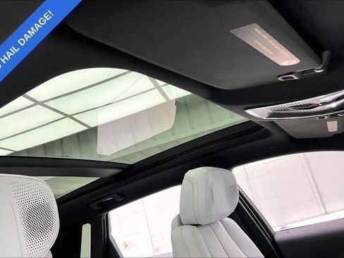 Used 2024 Cadillac Lyriq Sport AWD/4WD image 13