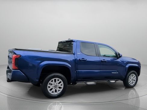 Used 2025 Toyota Tacoma SR5 RWD image 29