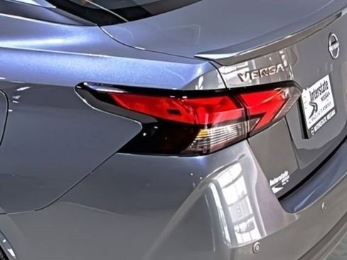 Used 2025 Nissan Versa SR w/ Trunk Package FWD image 10