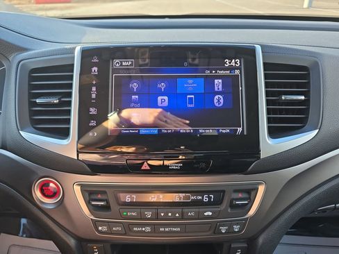 Used 2019 Honda Ridgeline RTL-T image 25