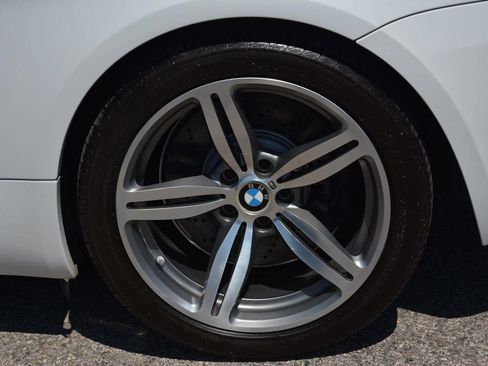 Used 2008 BMW M6 Convertible RWD image 31