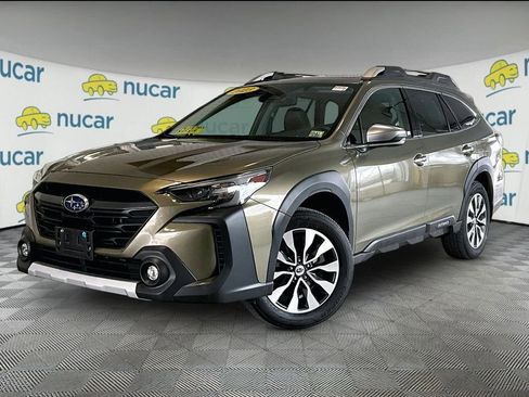 Used 2023 Subaru Outback Touring image 3