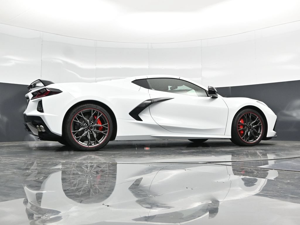 Used 2023 Chevrolet Corvette Stingray Premium Cpe w/ Z51 Performance Package RWD image 45