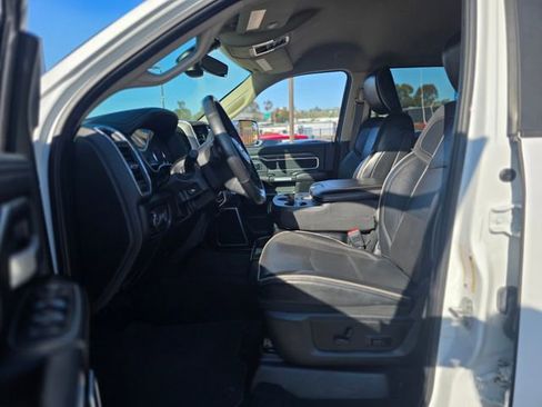 Used 2019 RAM 2500 Laramie AWD/4WD image 13