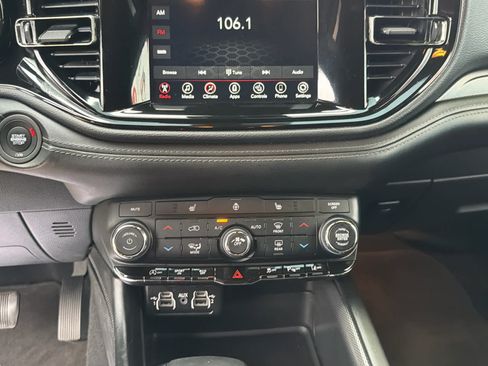 Used 2022 Dodge Durango GT AWD/4WD image 29