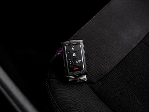 Used 2023 Jeep Grand Cherokee Laredo w/ Luxury Tech Group I image 69