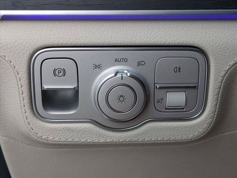 Certified 2024 Mercedes-Benz GLE 350 4MATIC image 12