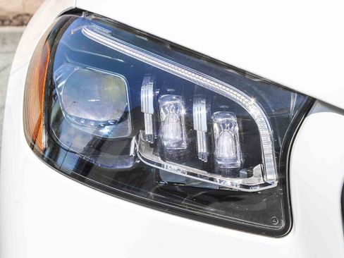 Certified 2024 Mercedes-Benz GLS 450 4MATIC image 5