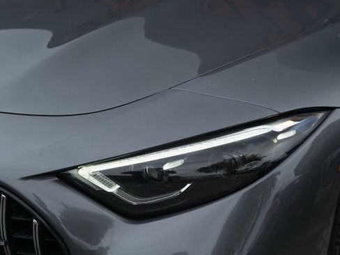 Used 2022 Mercedes-Benz SL 63 AMG SL 63 AMGﾮ w/ Driver Assistance Package image 58