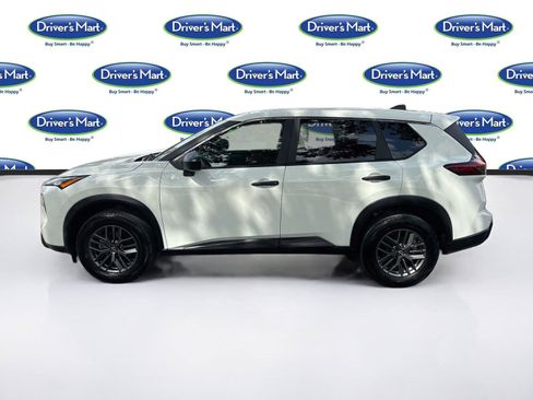 Used 2024 Nissan Rogue S FWD image 4