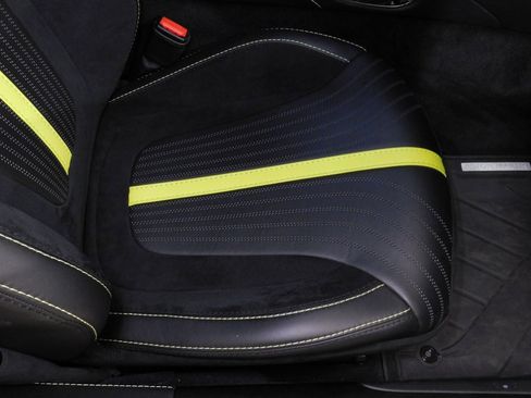 Used 2020 Aston Martin DB11 AMR image 96