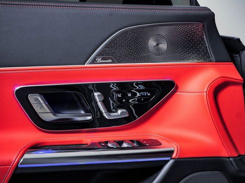 Used 2022 Mercedes-Benz SL 63 AMG SL 63 AMGﾮ image 36