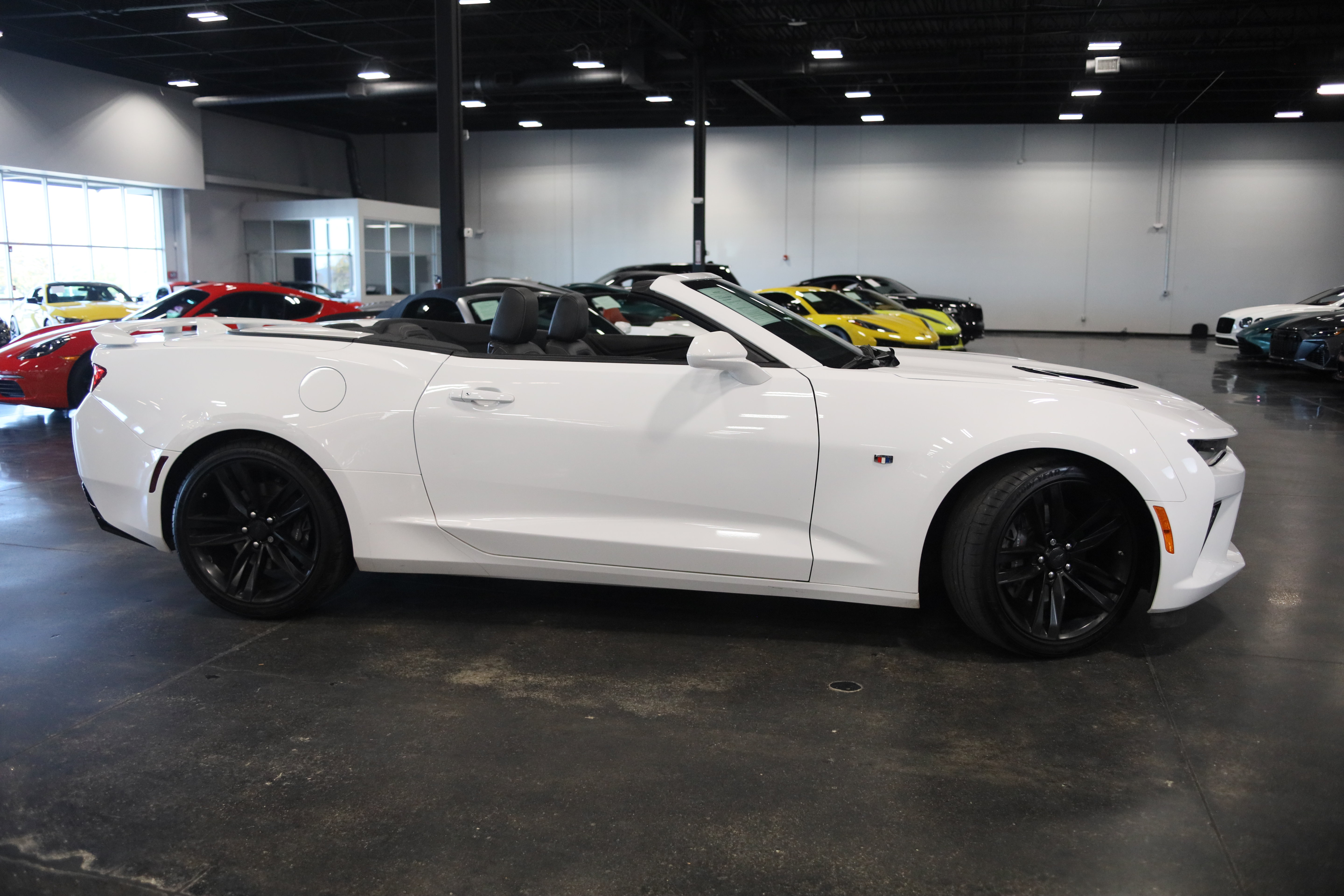 Used 2017 Chevrolet Camaro SS RWD image 10