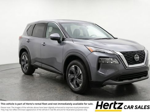 Used 2025 Nissan Rogue SV FWD image 1