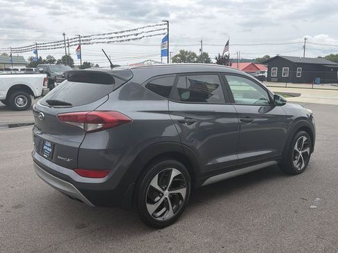 Used 2017 Hyundai Tucson Sport FWD image 4